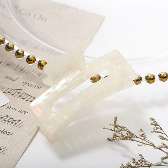 Claire Claw Hair Clip